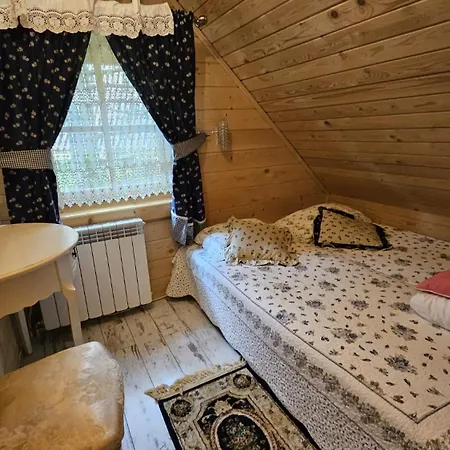 Goralski Z Sauna I Jacuzzi 木屋 考斯赛力克