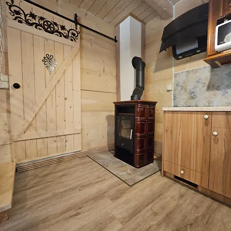 Goralski Z Sauna I Jacuzzi 木屋 考斯赛力克